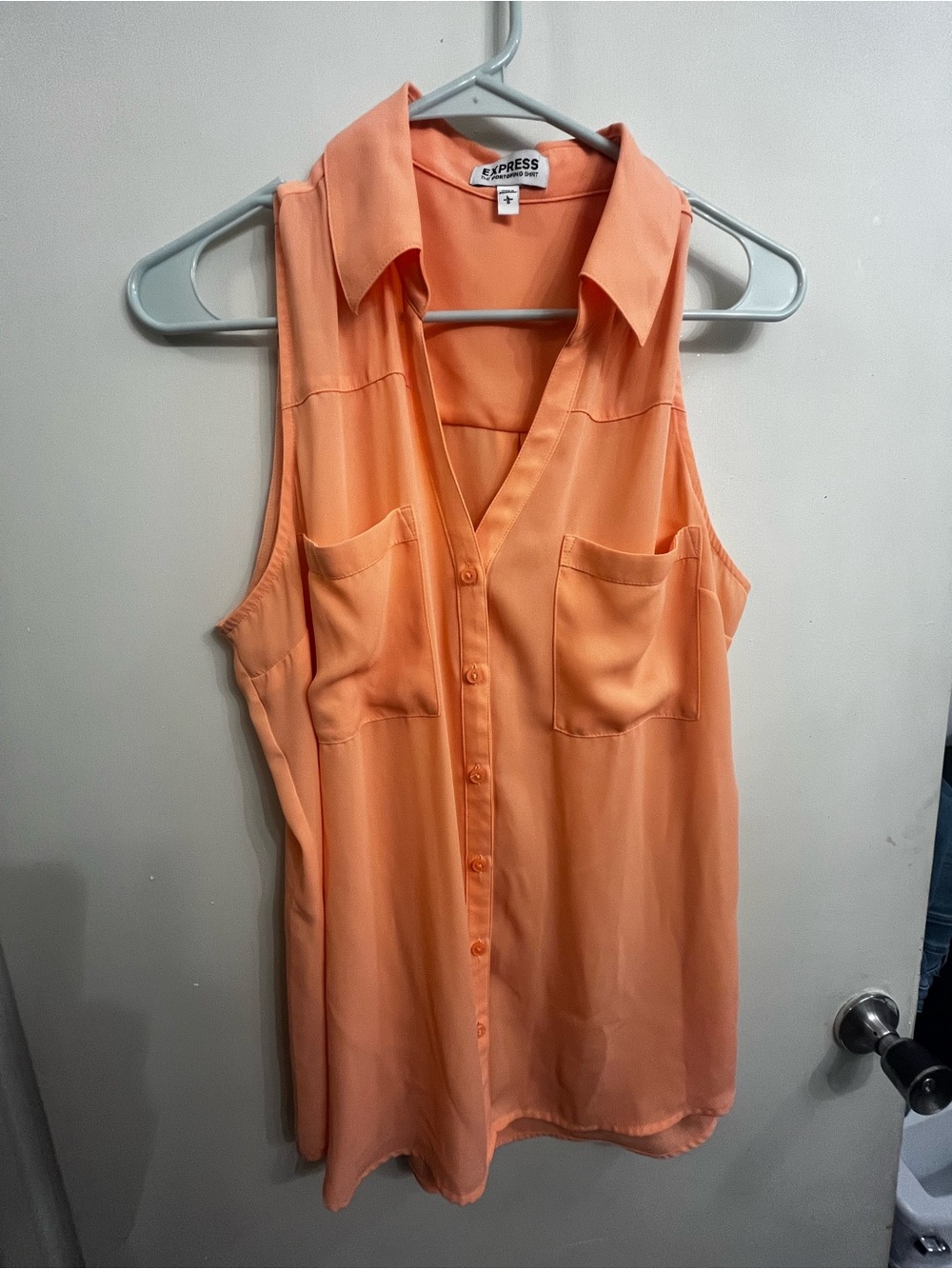 Express Sleeveless Button-Front Blouse in Peach